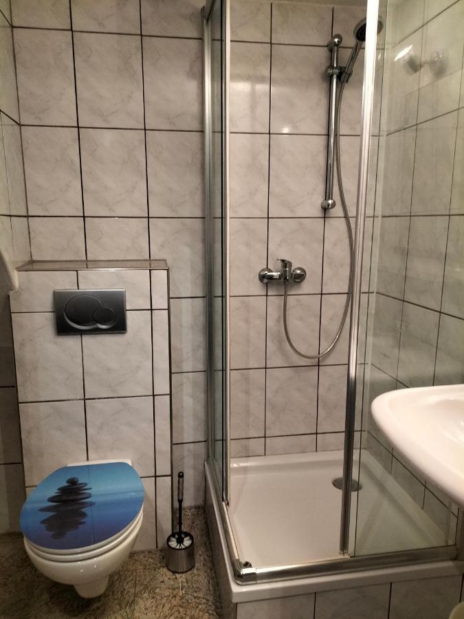 Pension Rosenblick Mörlenbach Habitación foto